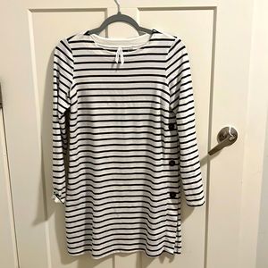 Seraphine nursing and maternity tunic dress.